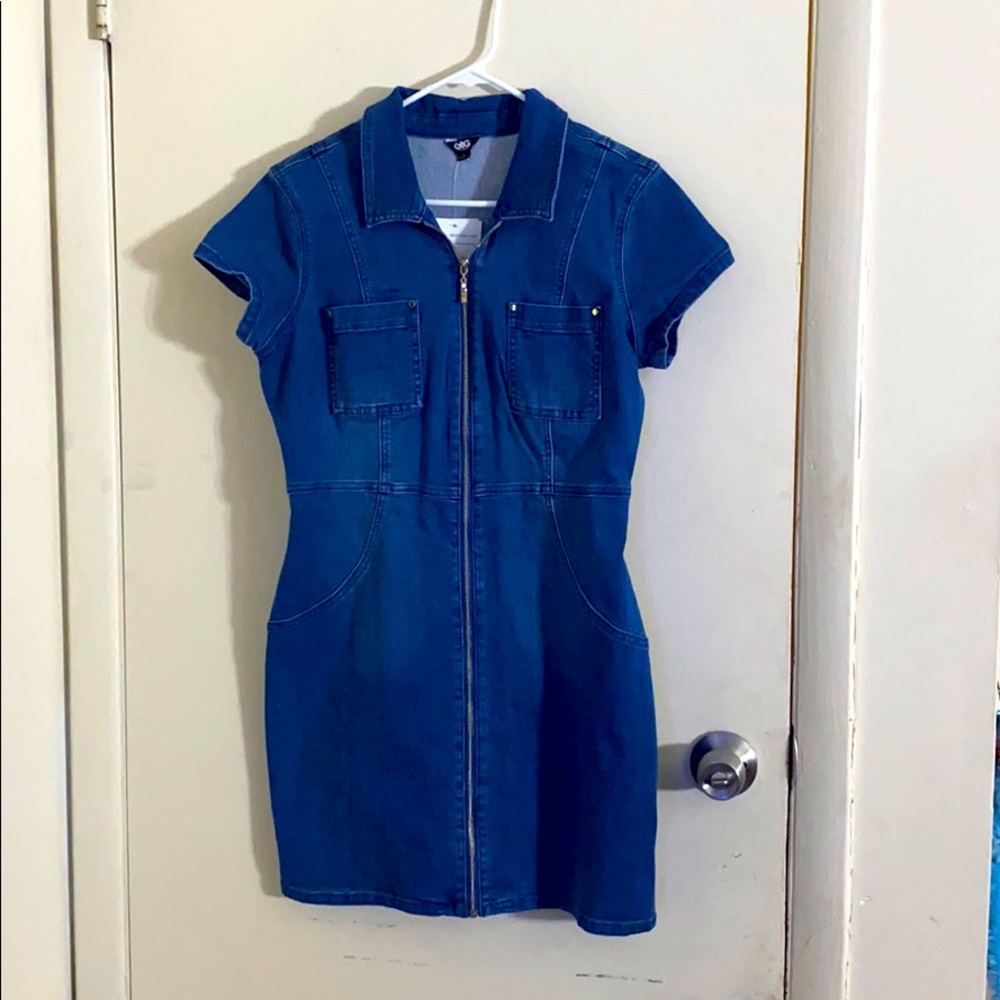 G By Guess Whitley Front Zip Dress